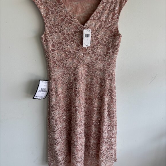 connected apparel Dresses & Skirts - NWT Connected Apparel Womens Sequin V-Neck Sleeveless Dress Dusty Nude Size 12